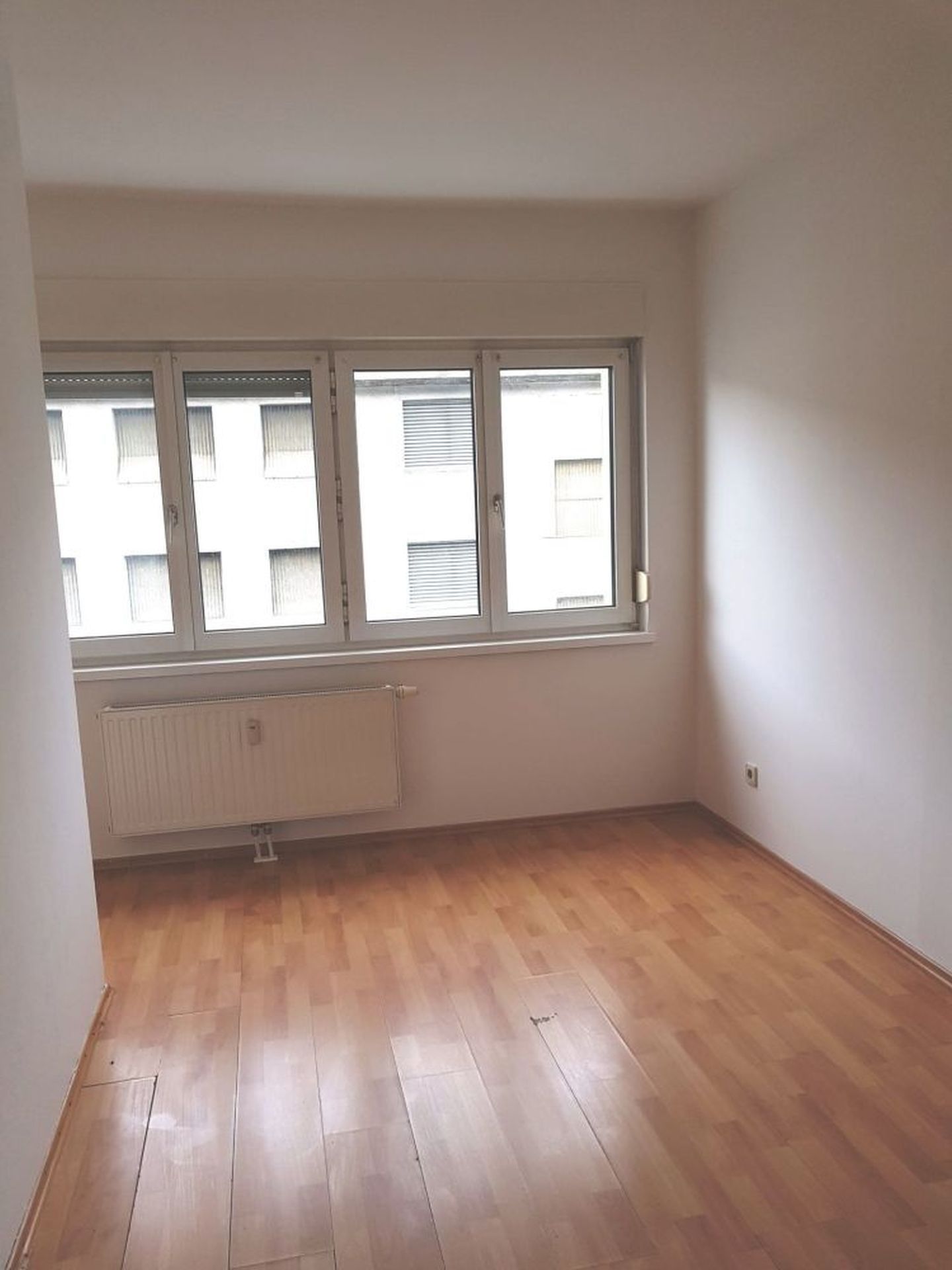 Helle 2 Zimmer Wohnung - Provisionsfrei!